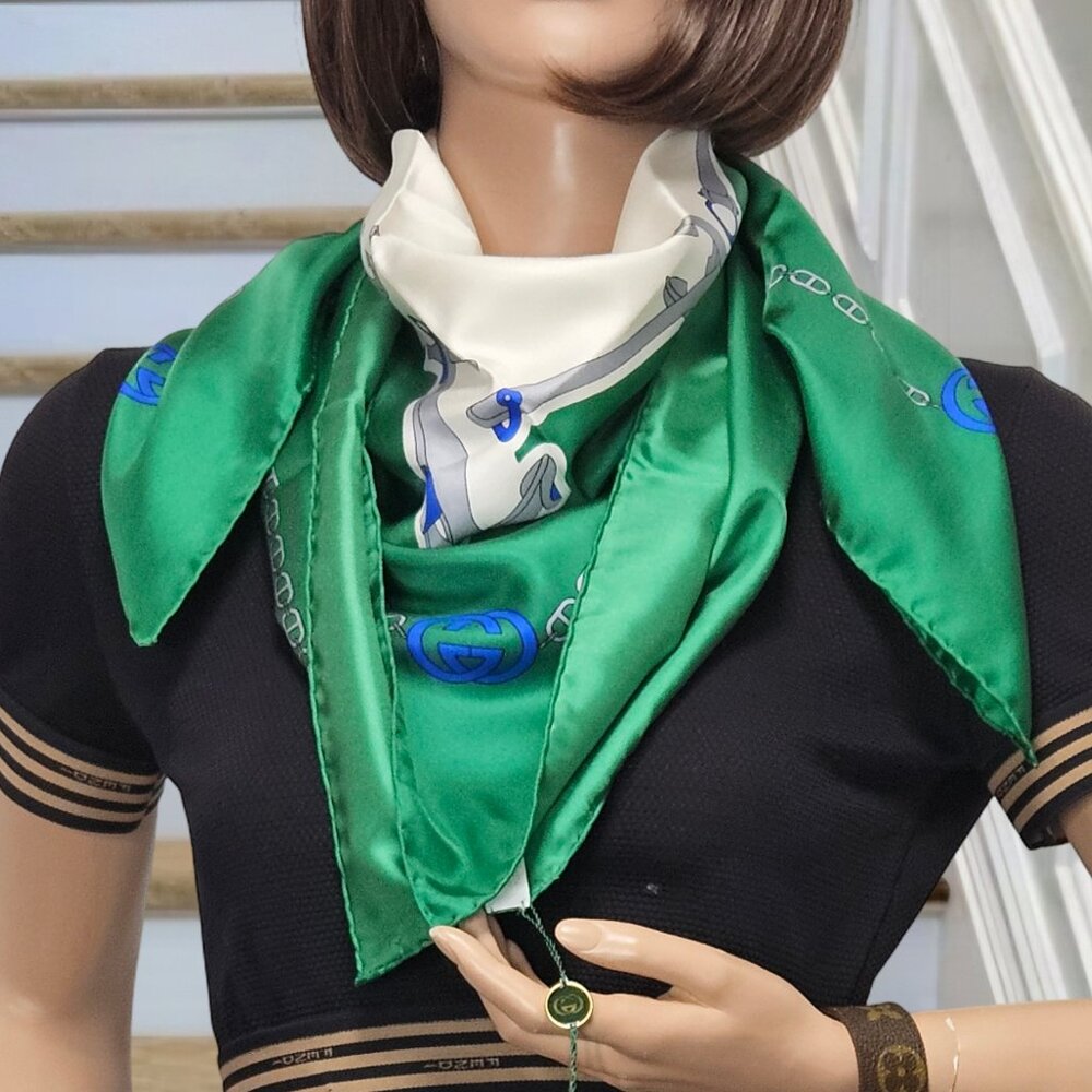 Gucci Anchor-themed Nautical design 𝟏𝟎𝟎% Silk